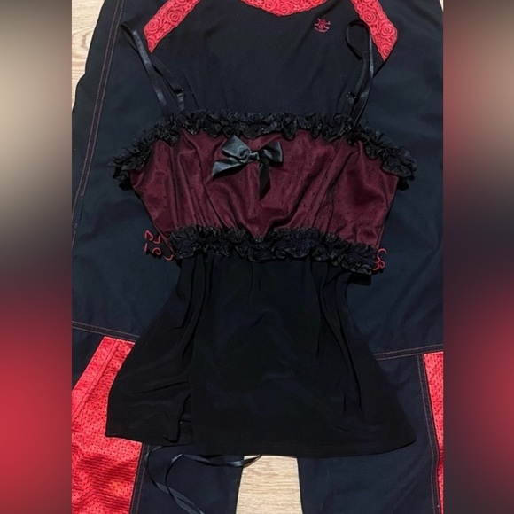 ISO - Picture 5 of 9